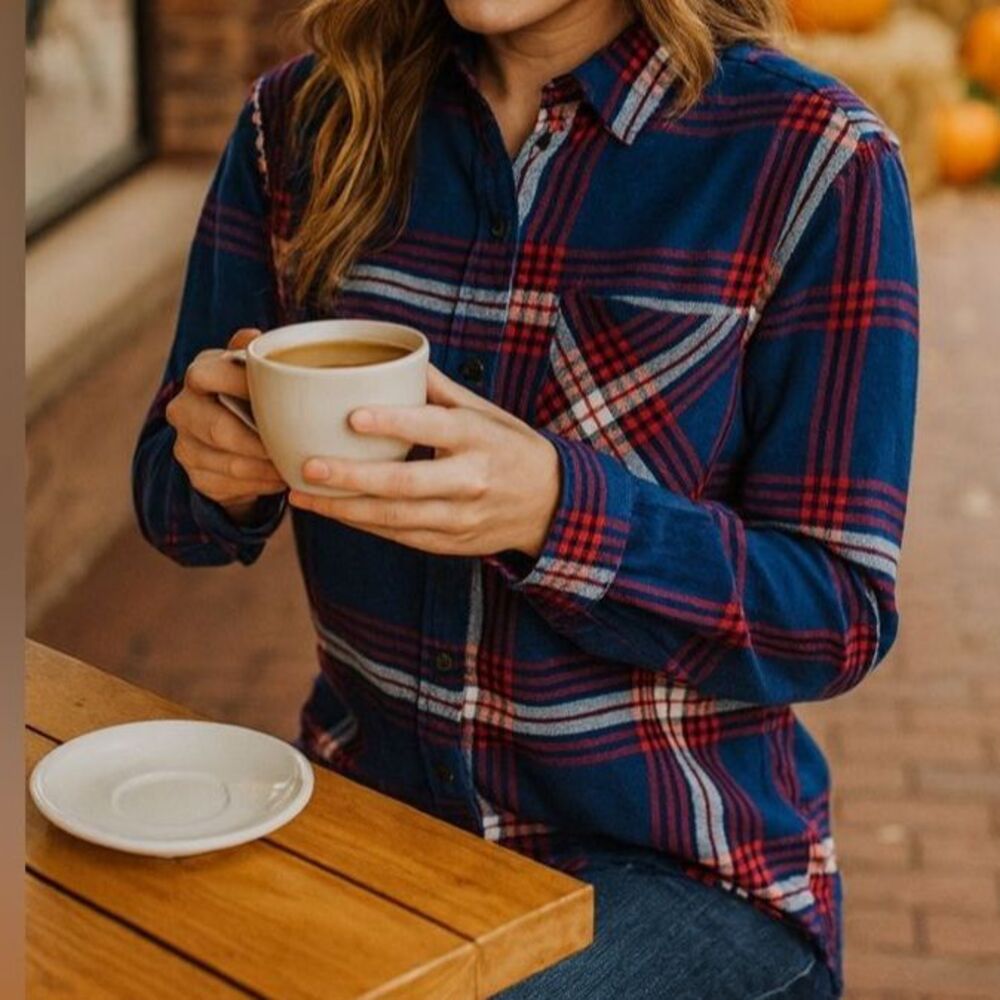 Original Use XS Plaid Flannel Shirt Red Blue Distressed Hem Cotton Button Up